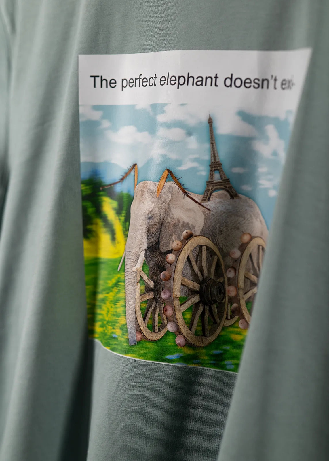 Ariel My Friend - Elephantine Ideals: Perfection, Symbolism, and the Elusiveness of the Archetype | T-shirt - Bild 3