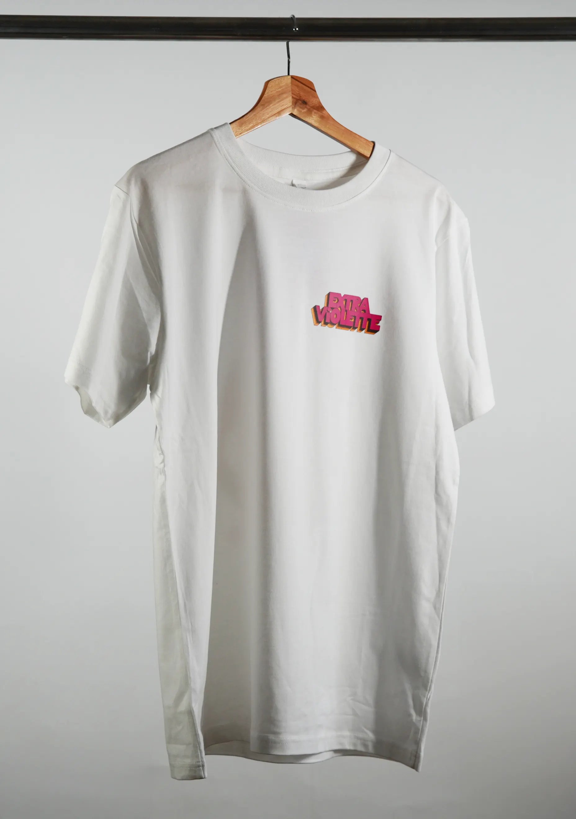 Extraviolette - #1 | T-shirt - Bild 4